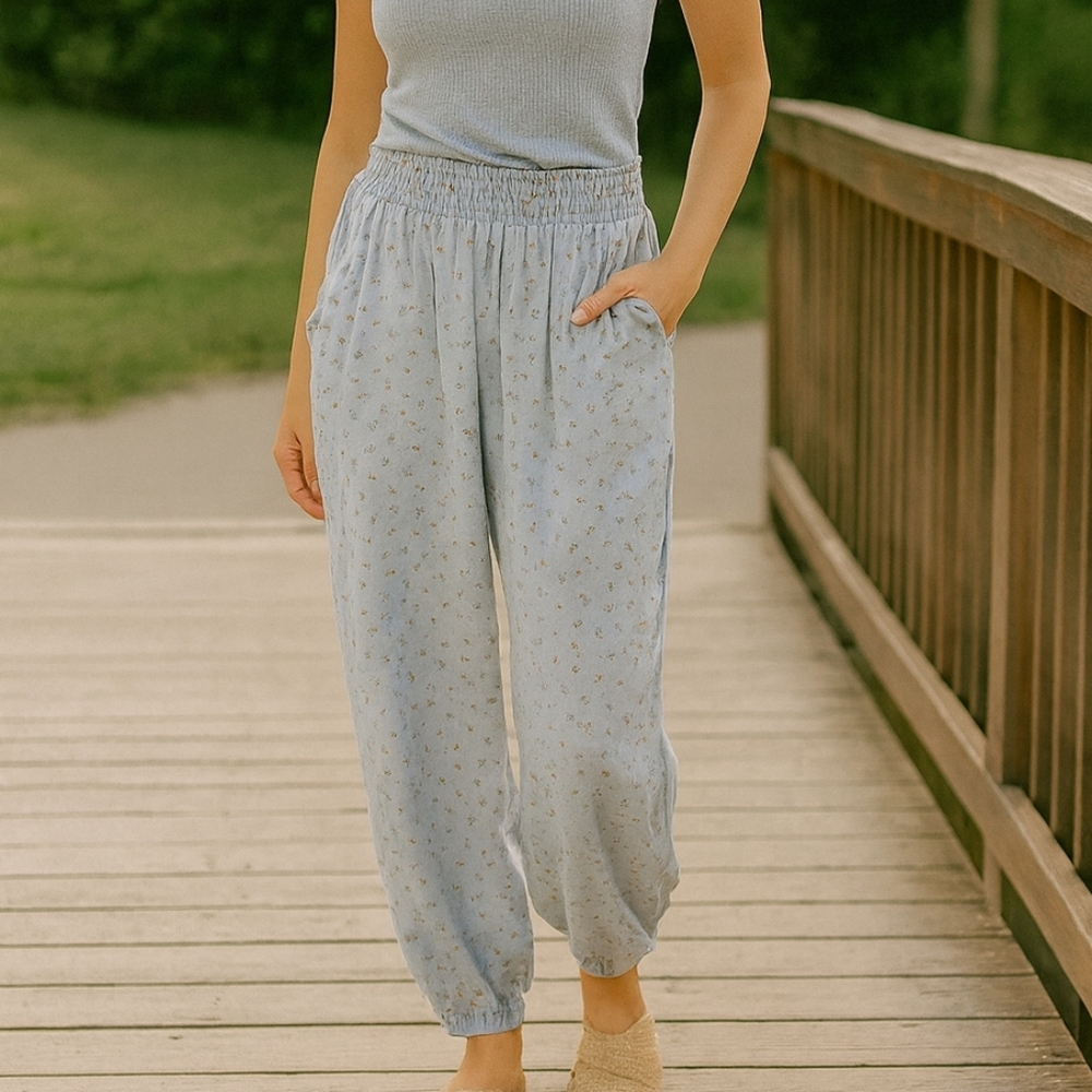 Anthropologie Pale Blue Floral Cropped Elastic-Waist Joggers